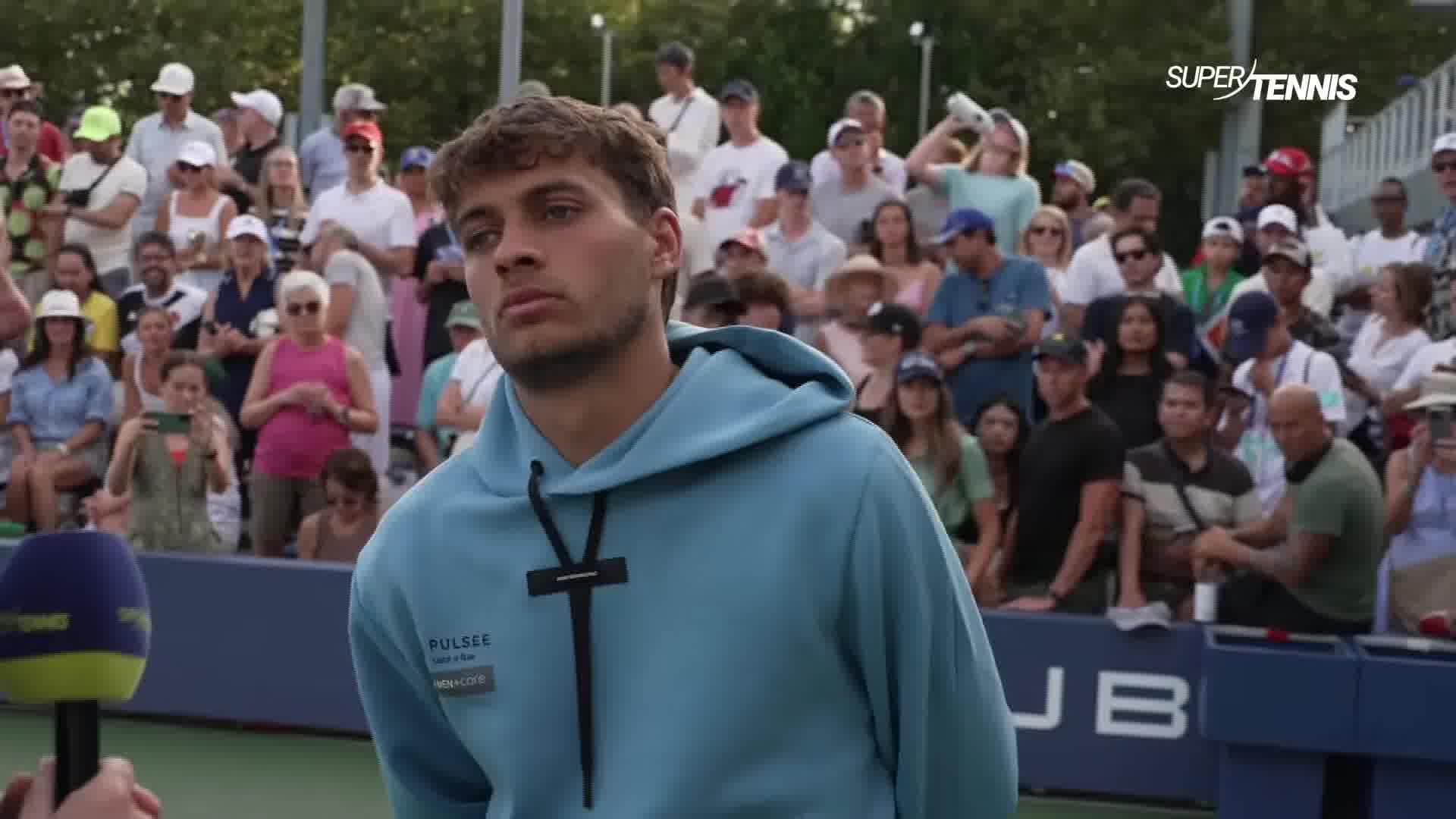 1594090D-8D15-4A60-8BBA-4E2ABD4F3EAE