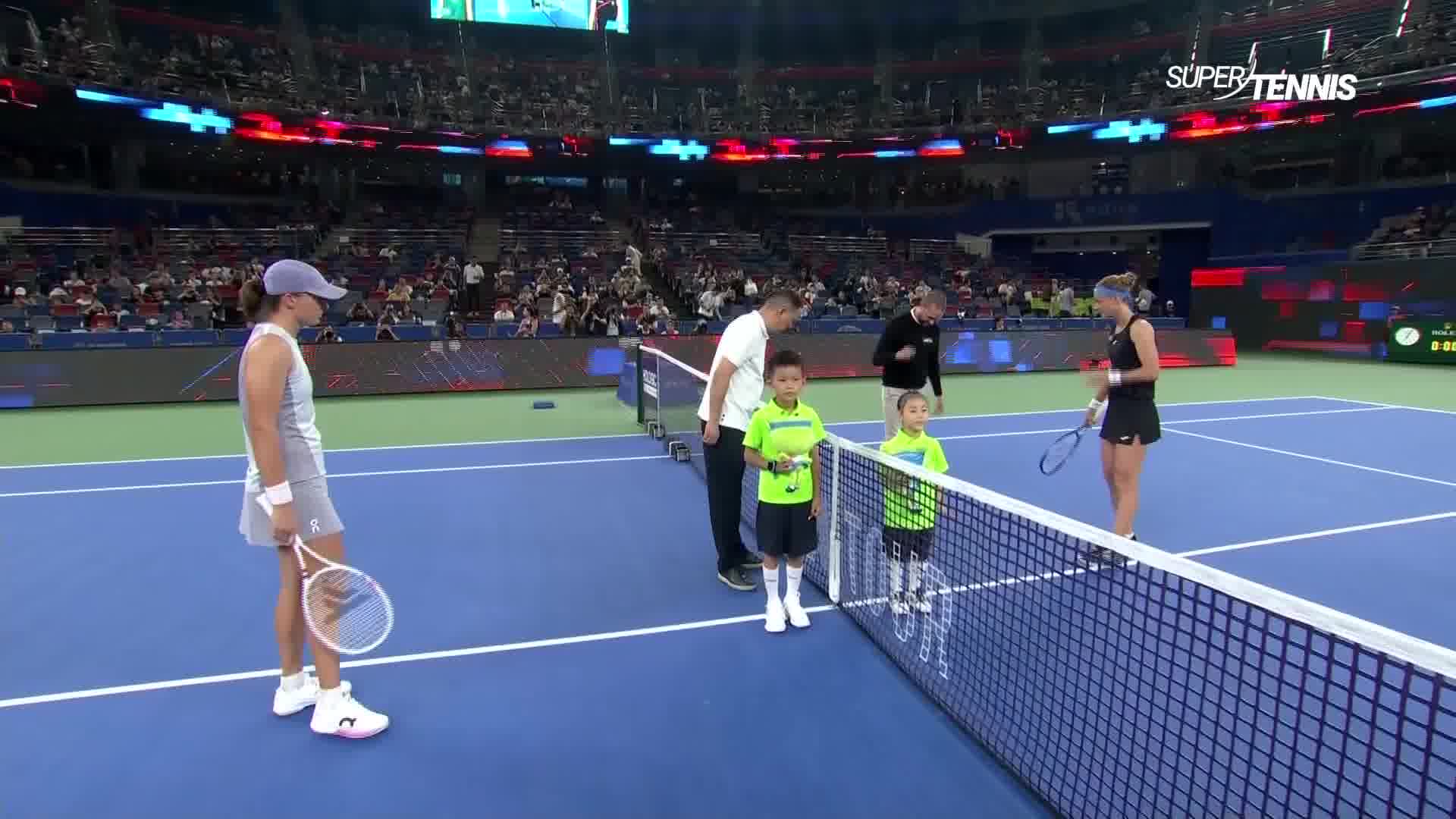 0EDE1FBF-3014-44D0-9183-D9EDFF10E75B